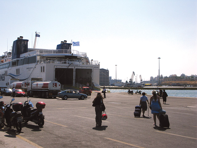 No Ferry Service On 1 May In Greece